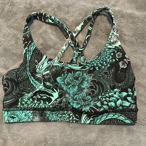 Lululemon energy sports bra size 6 - green